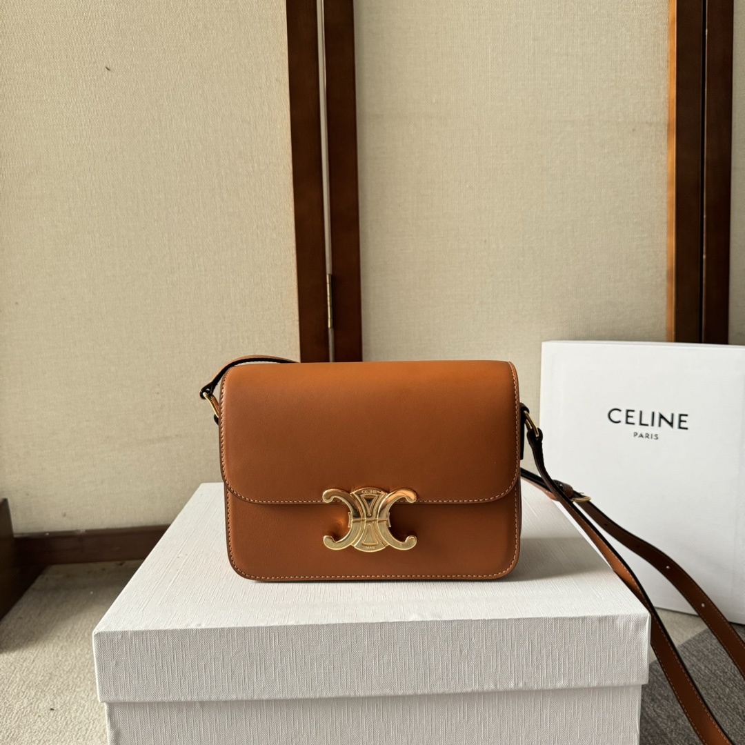 CELIN* TEEN TRIOMPHE BAG - 18.5*13.5*7CM [188423-5] CELINE CHANEL ACCESSORIES LOEWE SHOES LOUIS VUITTON DIRO YSL OTHER BRAND HANDBAGS BALENCIAGA BOTTEGA VENETA GOYARD HERMES BURBERRY VALENTINO GUCCI FENDI MIUMIU CHLOE PRADA BVLGARI SUITCASE NEW ARRIVAL 