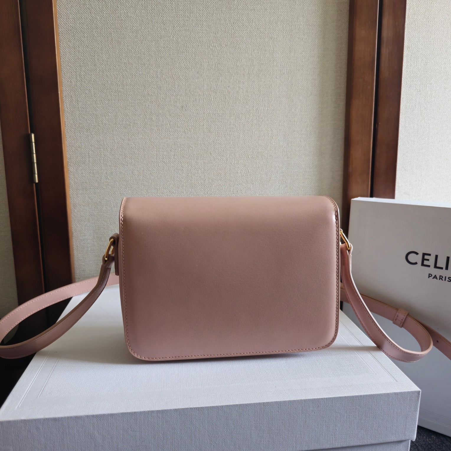 CELIN* TEEN TRIOMPHE BAG - 18.5*13.5*7CM [188423-4] CELINE CHANEL ACCESSORIES LOEWE SHOES LOUIS VUITTON DIRO YSL OTHER BRAND HANDBAGS BALENCIAGA BOTTEGA VENETA GOYARD HERMES BURBERRY VALENTINO GUCCI FENDI MIUMIU CHLOE PRADA BVLGARI SUITCASE NEW ARRIVAL 