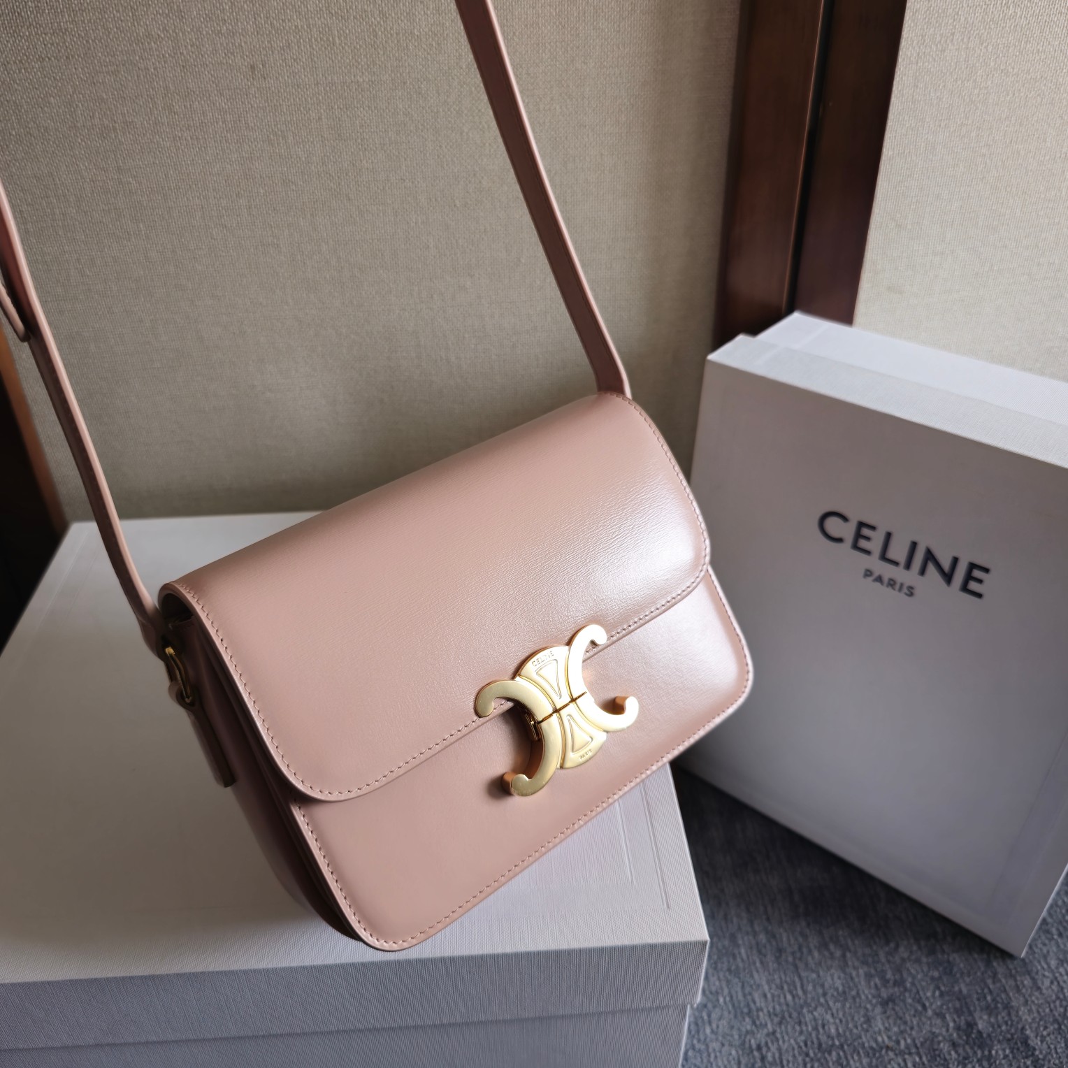 CELIN* TEEN TRIOMPHE BAG - 18.5*13.5*7CM [188423-4] CELINE CHANEL ACCESSORIES LOEWE SHOES LOUIS VUITTON DIRO YSL OTHER BRAND HANDBAGS BALENCIAGA BOTTEGA VENETA GOYARD HERMES BURBERRY VALENTINO GUCCI FENDI MIUMIU CHLOE PRADA BVLGARI SUITCASE NEW ARRIVAL 