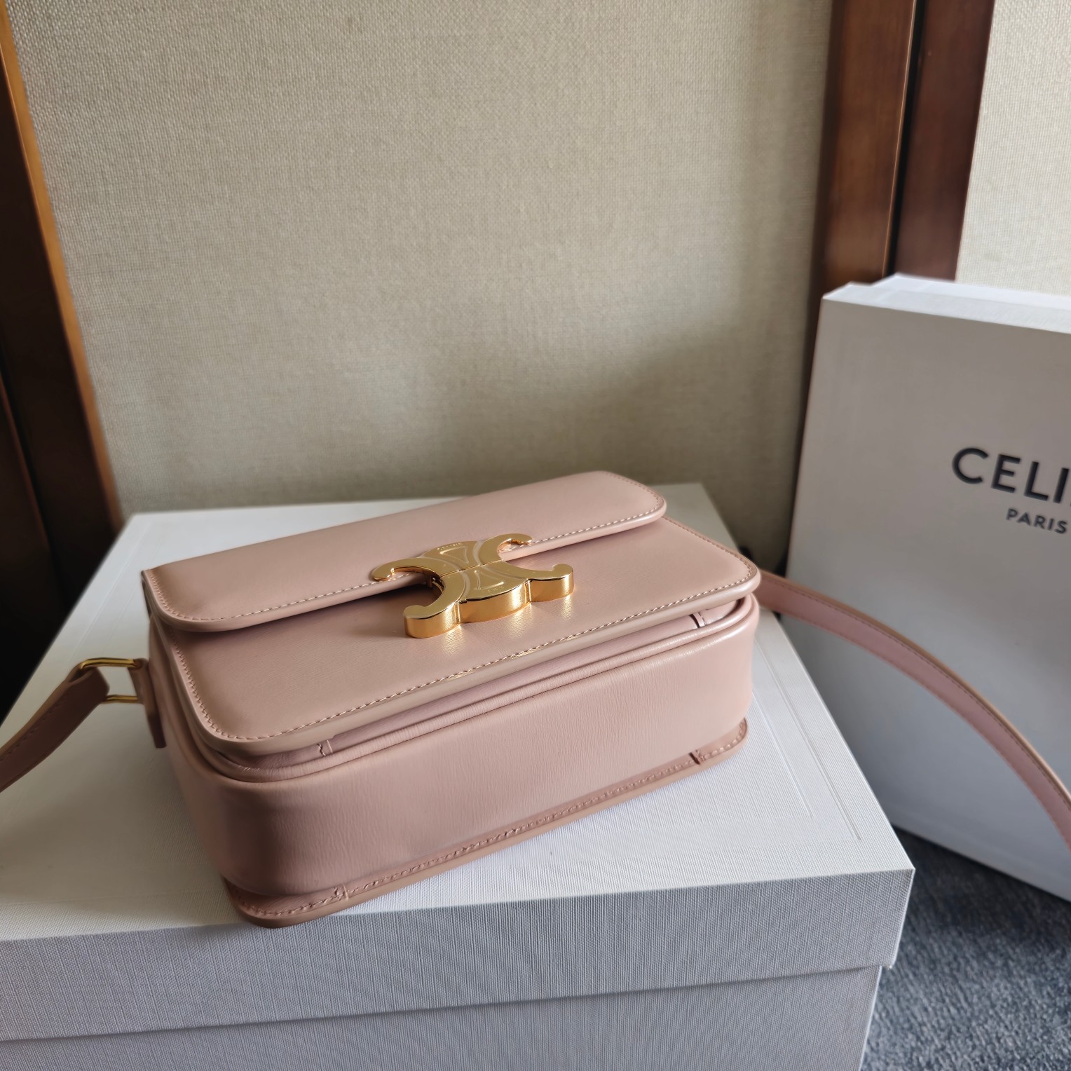 CELIN* TEEN TRIOMPHE BAG - 18.5*13.5*7CM [188423-4] CELINE CHANEL ACCESSORIES LOEWE SHOES LOUIS VUITTON DIRO YSL OTHER BRAND HANDBAGS BALENCIAGA BOTTEGA VENETA GOYARD HERMES BURBERRY VALENTINO GUCCI FENDI MIUMIU CHLOE PRADA BVLGARI SUITCASE NEW ARRIVAL 
