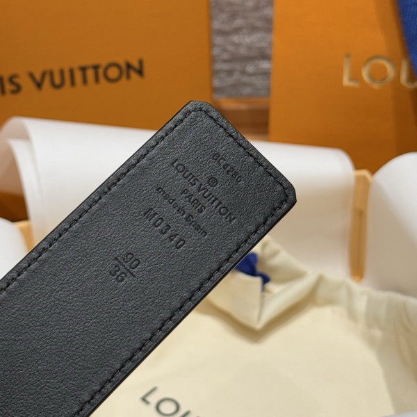 LOUIS VUITTON BELT [C21P9-032332] CELINE CHANEL ACCESSORIES LOEWE SHOES LOUIS VUITTON DIRO YSL OTHER BRAND HANDBAGS BALENCIAGA BOTTEGA VENETA GOYARD HERMES BURBERRY VALENTINO GUCCI FENDI MIUMIU CHLOE PRADA BVLGARI SUITCASE NEW ARRIVAL 