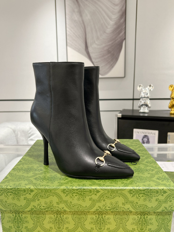 Gucci Women's ankle boot with Horsebit - 10.5CM [C21P8-075433] CELINE CHANEL ACCESSORIES LOEWE SHOES LOUIS VUITTON DIRO YSL OTHER BRAND HANDBAGS BALENCIAGA BOTTEGA VENETA GOYARD HERMES BURBERRY VALENTINO GUCCI FENDI MIUMIU CHLOE PRADA BVLGARI SUITCASE NEW ARRIVAL 