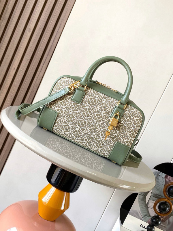 (image for) Loewe Amazona 23 bag in soft grained calfskin - 23*10*15CM