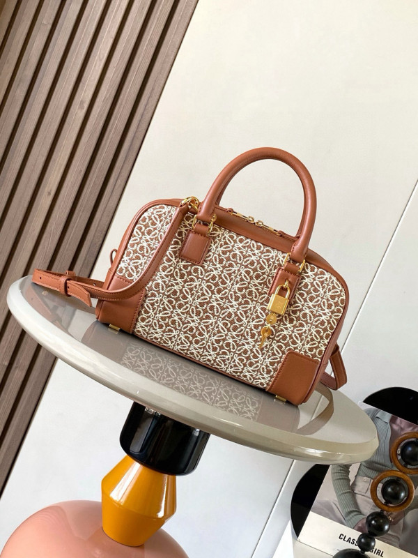 (image for) Loewe Amazona 23 bag in soft grained calfskin - 23*10*15CM