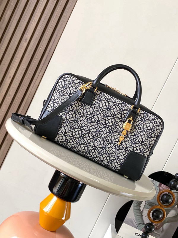 (image for) Loewe Amazona 28 bag in nappa calfskin - 28*11*18CM