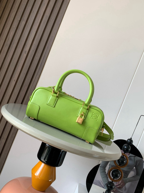 (image for) Loewe Amazona 23 cropped bag in nappa calfskin - 23*10*11CM