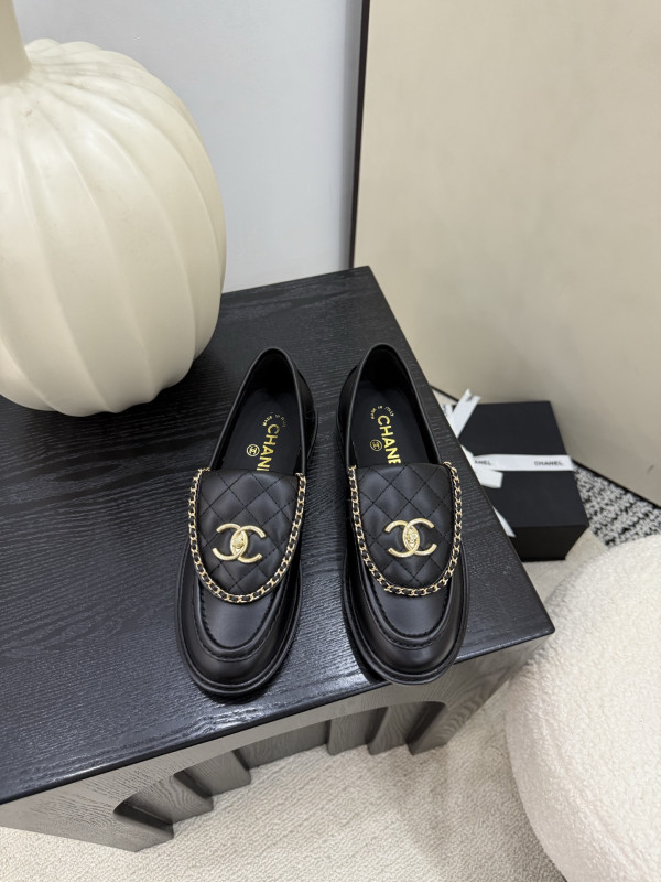 CL LOAFERS [C21P8-071206] CELINE CHANEL ACCESSORIES LOEWE SHOES LOUIS VUITTON DIRO YSL OTHER BRAND HANDBAGS BALENCIAGA BOTTEGA VENETA GOYARD HERMES BURBERRY VALENTINO GUCCI FENDI MIUMIU CHLOE PRADA BVLGARI SUITCASE NEW ARRIVAL 