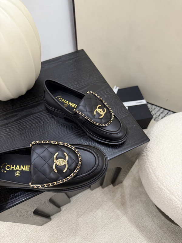 CL LOAFERS [C21P8-071206] CELINE CHANEL ACCESSORIES LOEWE SHOES LOUIS VUITTON DIRO YSL OTHER BRAND HANDBAGS BALENCIAGA BOTTEGA VENETA GOYARD HERMES BURBERRY VALENTINO GUCCI FENDI MIUMIU CHLOE PRADA BVLGARI SUITCASE NEW ARRIVAL 