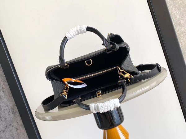 Louis Vuitton Avenue PM - 30*19.5*12CM [M25577] CELINE CHANEL ACCESSORIES LOEWE SHOES LOUIS VUITTON DIRO YSL OTHER BRAND HANDBAGS BALENCIAGA BOTTEGA VENETA GOYARD HERMES BURBERRY VALENTINO GUCCI FENDI MIUMIU CHLOE PRADA BVLGARI SUITCASE NEW ARRIVAL 