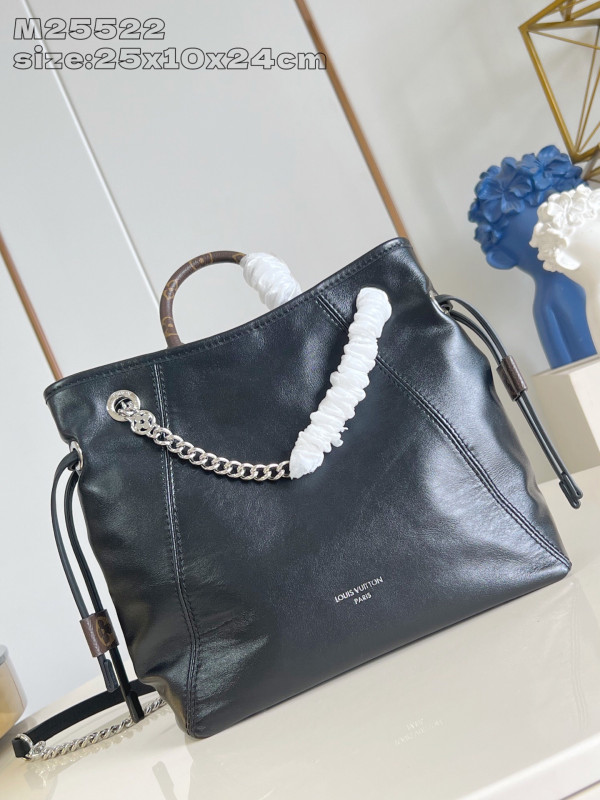 Louis Vuitton Off Duty Backpack Vibe - 25*10*24CM [M25522] CELINE CHANEL ACCESSORIES LOEWE SHOES LOUIS VUITTON DIRO YSL OTHER BRAND HANDBAGS BALENCIAGA BOTTEGA VENETA GOYARD HERMES BURBERRY VALENTINO GUCCI FENDI MIUMIU CHLOE PRADA BVLGARI SUITCASE NEW ARRIVAL 