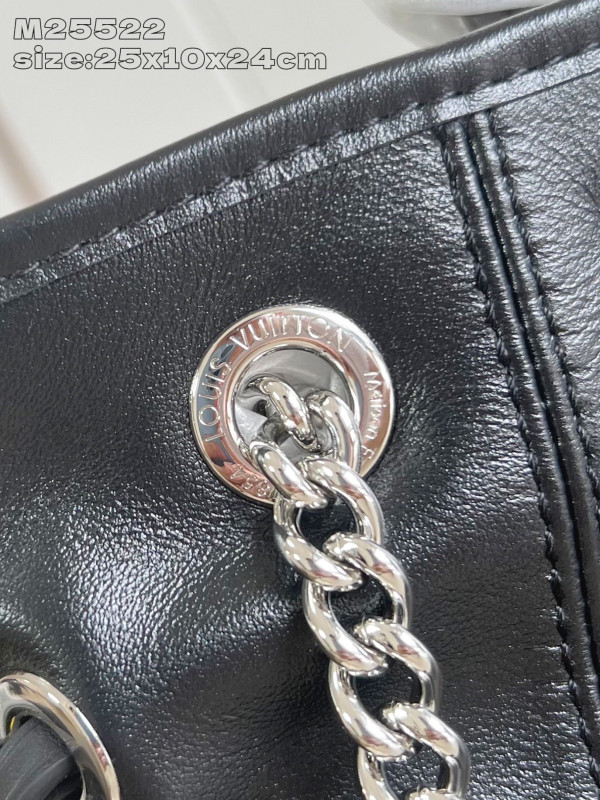 Louis Vuitton Off Duty Backpack Vibe - 25*10*24CM [M25522] CELINE CHANEL ACCESSORIES LOEWE SHOES LOUIS VUITTON DIRO YSL OTHER BRAND HANDBAGS BALENCIAGA BOTTEGA VENETA GOYARD HERMES BURBERRY VALENTINO GUCCI FENDI MIUMIU CHLOE PRADA BVLGARI SUITCASE NEW ARRIVAL 