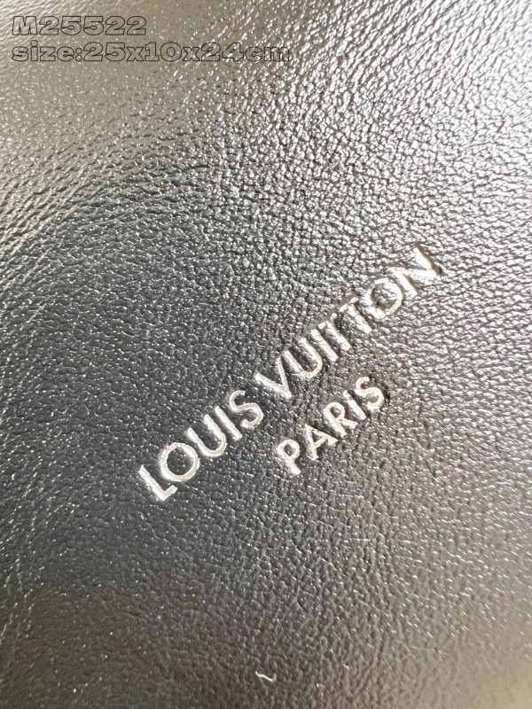 Louis Vuitton Off Duty Backpack Vibe - 25*10*24CM [M25522] CELINE CHANEL ACCESSORIES LOEWE SHOES LOUIS VUITTON DIRO YSL OTHER BRAND HANDBAGS BALENCIAGA BOTTEGA VENETA GOYARD HERMES BURBERRY VALENTINO GUCCI FENDI MIUMIU CHLOE PRADA BVLGARI SUITCASE NEW ARRIVAL 