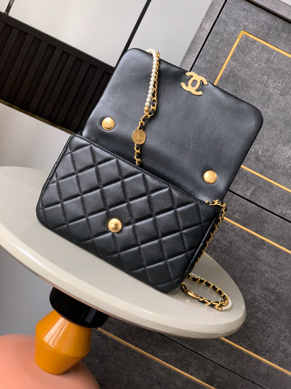 CL 25P FLAP BAG WITH LAMBSKIN - 15*22*5.5CM [C21N1-090025] CELINE CHANEL ACCESSORIES LOEWE SHOES LOUIS VUITTON DIRO YSL OTHER BRAND HANDBAGS BALENCIAGA BOTTEGA VENETA GOYARD HERMES BURBERRY VALENTINO GUCCI FENDI MIUMIU CHLOE PRADA BVLGARI SUITCASE NEW ARRIVAL 