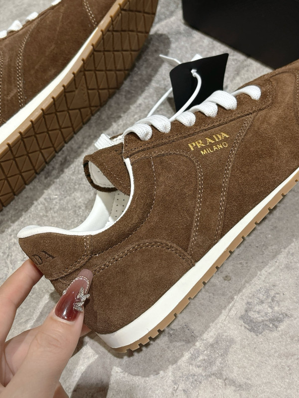 Prada Montecarlo Re-Edition 2005 suede sneakers [C21N0-082712] CELINE CHANEL ACCESSORIES LOEWE SHOES LOUIS VUITTON DIRO YSL OTHER BRAND HANDBAGS BALENCIAGA BOTTEGA VENETA GOYARD HERMES BURBERRY VALENTINO GUCCI FENDI MIUMIU CHLOE PRADA BVLGARI SUITCASE NEW ARRIVAL 
