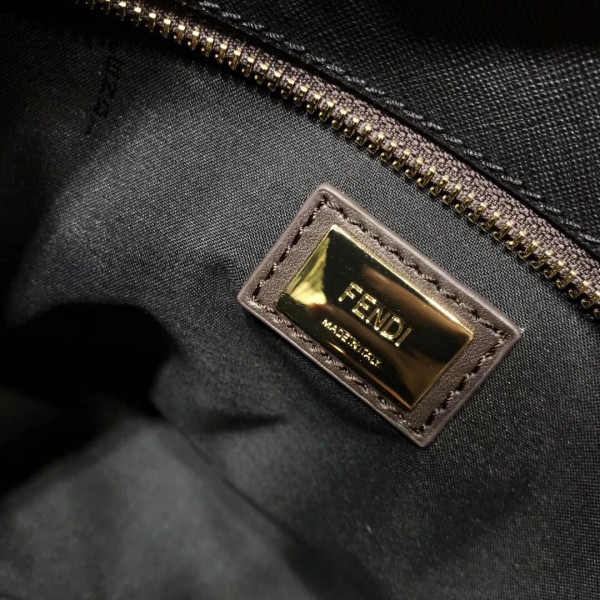 Celine Raffia Bucket Bag - 16-19-12cm [C21N0-035507] CELINE CHANEL ACCESSORIES LOEWE SHOES LOUIS VUITTON DIRO YSL OTHER BRAND HANDBAGS BALENCIAGA BOTTEGA VENETA GOYARD HERMES BURBERRY VALENTINO GUCCI FENDI MIUMIU CHLOE PRADA BVLGARI SUITCASE NEW ARRIVAL 