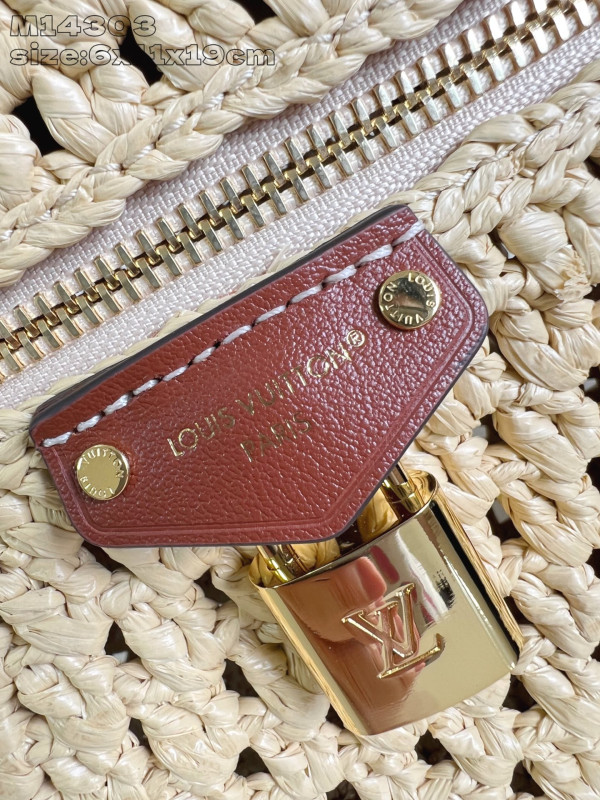 Louis Vuitton Vanity Chain Pouch Natural Tan Raffia - 19 x 6.5 x 11.5 cm [M14303] CELINE CHANEL ACCESSORIES LOEWE SHOES LOUIS VUITTON DIRO YSL OTHER BRAND HANDBAGS BALENCIAGA BOTTEGA VENETA GOYARD HERMES BURBERRY VALENTINO GUCCI FENDI MIUMIU CHLOE PRADA BVLGARI SUITCASE NEW ARRIVAL 
