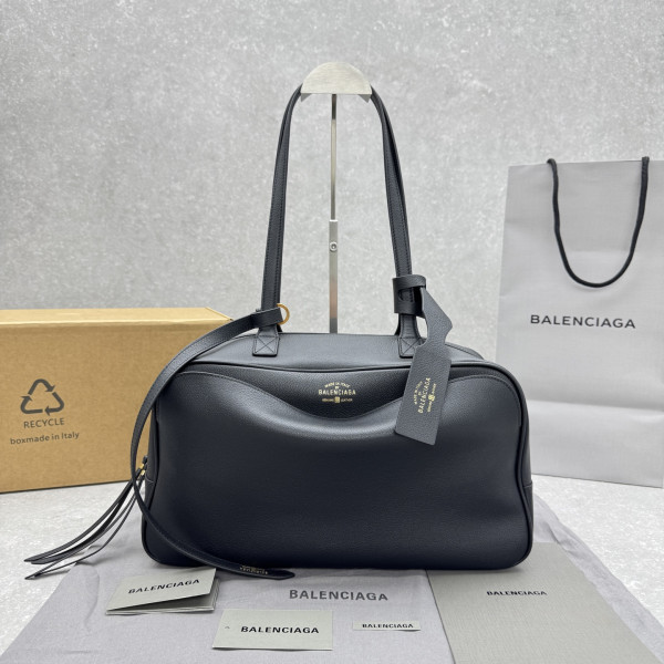 Balenciaga Carrie Bowling Bag medium - 36*15*19CM [C21MZ-082022] CELINE CHANEL ACCESSORIES LOEWE SHOES LOUIS VUITTON DIRO YSL OTHER BRAND HANDBAGS BALENCIAGA BOTTEGA VENETA GOYARD HERMES BURBERRY VALENTINO GUCCI FENDI MIUMIU CHLOE PRADA BVLGARI SUITCASE NEW ARRIVAL 