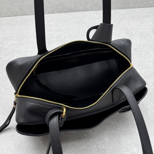 Balenciaga Carrie Bowling Bag - 34*12*12CM [92945] CELINE CHANEL ACCESSORIES LOEWE SHOES LOUIS VUITTON DIRO YSL OTHER BRAND HANDBAGS BALENCIAGA BOTTEGA VENETA GOYARD HERMES BURBERRY VALENTINO GUCCI FENDI MIUMIU CHLOE PRADA BVLGARI SUITCASE NEW ARRIVAL 
