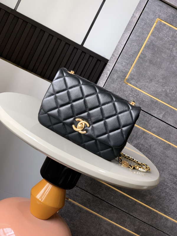 (image for) CL 25P FLAP BAG WITH LAMBSKIN - 20CM