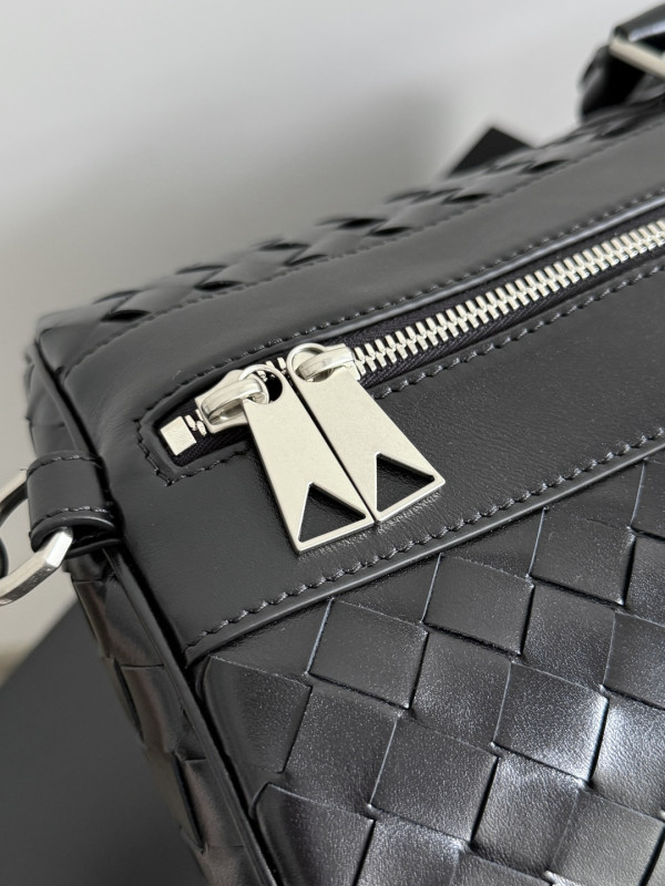 BOTTEGA VENETA Intrecciato Cabin Duffle-50*27*24cm [795287-2] CELINE CHANEL ACCESSORIES LOEWE SHOES LOUIS VUITTON DIRO YSL OTHER BRAND HANDBAGS BALENCIAGA BOTTEGA VENETA GOYARD HERMES BURBERRY VALENTINO GUCCI FENDI MIUMIU CHLOE PRADA BVLGARI SUITCASE NEW ARRIVAL 