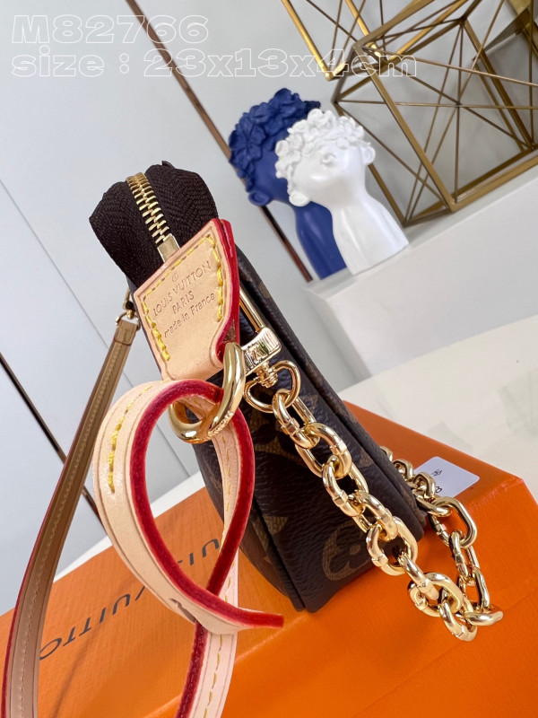 LOUIS VUITTON Pochette Accessoires -13*4*22CM [M82766] CELINE CHANEL ACCESSORIES LOEWE SHOES LOUIS VUITTON DIRO YSL OTHER BRAND HANDBAGS BALENCIAGA BOTTEGA VENETA GOYARD HERMES BURBERRY VALENTINO GUCCI FENDI MIUMIU CHLOE PRADA BVLGARI SUITCASE NEW ARRIVAL 