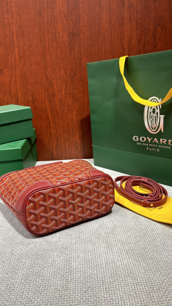 GOYARD BELUGA - 23×18.5×8cm [C21MR-093241] CELINE CHANEL ACCESSORIES LOEWE SHOES LOUIS VUITTON DIRO YSL OTHER BRAND HANDBAGS BALENCIAGA BOTTEGA VENETA GOYARD HERMES BURBERRY VALENTINO GUCCI FENDI MIUMIU CHLOE PRADA BVLGARI SUITCASE NEW ARRIVAL 