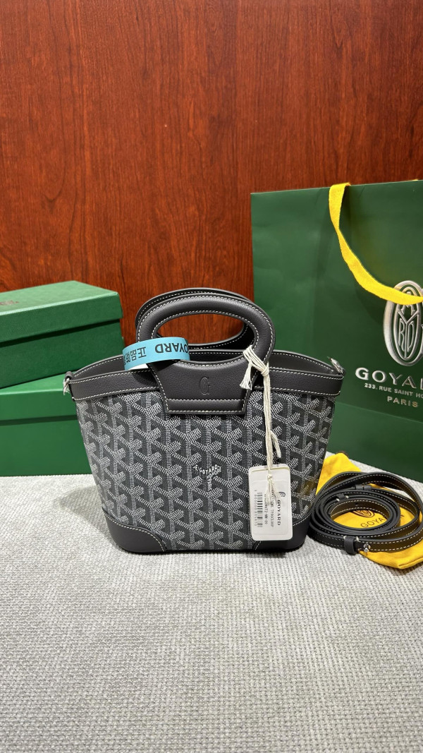 GOYARD BELUGA - 23×18.5×8cm [C21MR-092805] CELINE CHANEL ACCESSORIES LOEWE SHOES LOUIS VUITTON DIRO YSL OTHER BRAND HANDBAGS BALENCIAGA BOTTEGA VENETA GOYARD HERMES BURBERRY VALENTINO GUCCI FENDI MIUMIU CHLOE PRADA BVLGARI SUITCASE NEW ARRIVAL 