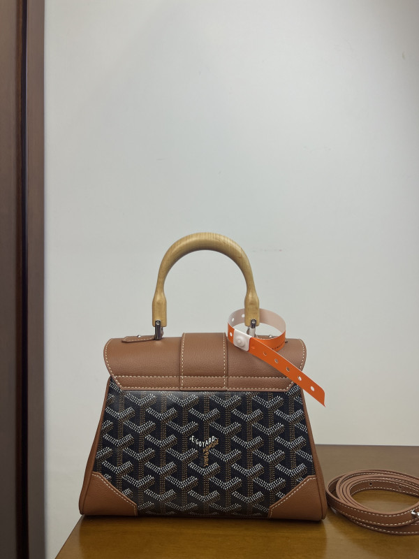 GOYARD SAIGON MINI - 20x14.5×9cm [C21MR-091912] CELINE CHANEL ACCESSORIES LOEWE SHOES LOUIS VUITTON DIRO YSL OTHER BRAND HANDBAGS BALENCIAGA BOTTEGA VENETA GOYARD HERMES BURBERRY VALENTINO GUCCI FENDI MIUMIU CHLOE PRADA BVLGARI SUITCASE NEW ARRIVAL 