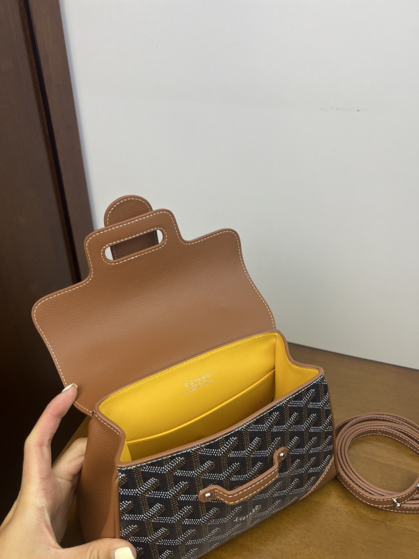 GOYARD SAIGON MINI - 20x14.5×9cm [C21MR-091912] CELINE CHANEL ACCESSORIES LOEWE SHOES LOUIS VUITTON DIRO YSL OTHER BRAND HANDBAGS BALENCIAGA BOTTEGA VENETA GOYARD HERMES BURBERRY VALENTINO GUCCI FENDI MIUMIU CHLOE PRADA BVLGARI SUITCASE NEW ARRIVAL 