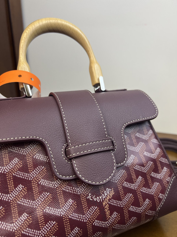 GOYARD SAIGON MINI - 20x14.5×9cm [C21MR-091430] CELINE CHANEL ACCESSORIES LOEWE SHOES LOUIS VUITTON DIRO YSL OTHER BRAND HANDBAGS BALENCIAGA BOTTEGA VENETA GOYARD HERMES BURBERRY VALENTINO GUCCI FENDI MIUMIU CHLOE PRADA BVLGARI SUITCASE NEW ARRIVAL 