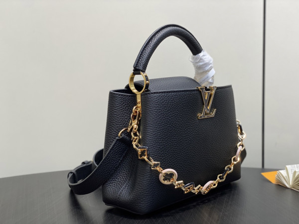 LOUIS VUITTON CAPUCINES BB-31.5*20*11CM [M14970黑色] CELINE CHANEL ACCESSORIES LOEWE SHOES LOUIS VUITTON DIRO YSL OTHER BRAND HANDBAGS BALENCIAGA BOTTEGA VENETA GOYARD HERMES BURBERRY VALENTINO GUCCI FENDI MIUMIU CHLOE PRADA BVLGARI SUITCASE NEW ARRIVAL 