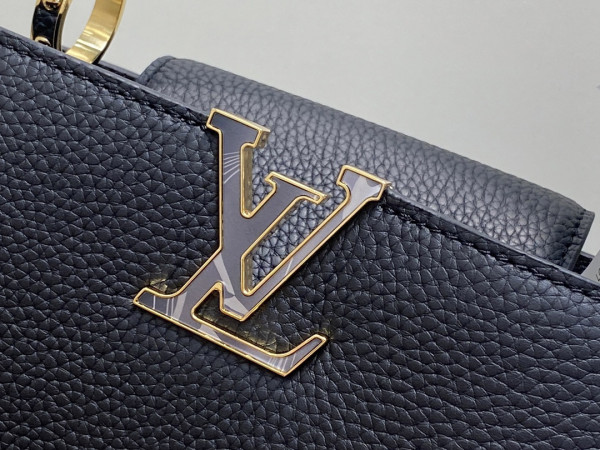 LOUIS VUITTON CAPUCINES BB-31.5*20*11CM [M14970黑色] CELINE CHANEL ACCESSORIES LOEWE SHOES LOUIS VUITTON DIRO YSL OTHER BRAND HANDBAGS BALENCIAGA BOTTEGA VENETA GOYARD HERMES BURBERRY VALENTINO GUCCI FENDI MIUMIU CHLOE PRADA BVLGARI SUITCASE NEW ARRIVAL 