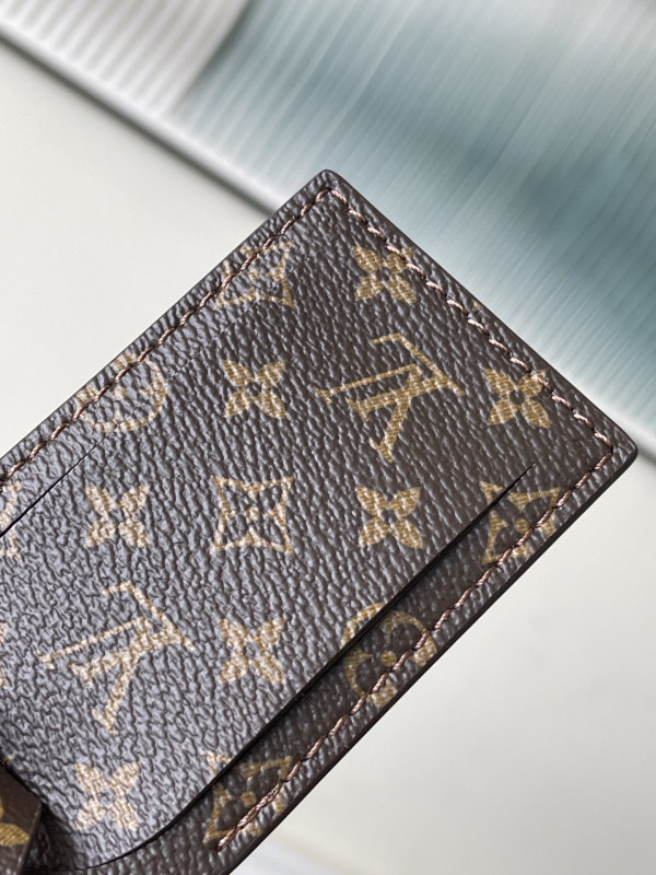 Louis Vuitton Express Travel - 20*27*45CM [M26037黑色] CELINE CHANEL ACCESSORIES LOEWE SHOES LOUIS VUITTON DIRO YSL OTHER BRAND HANDBAGS BALENCIAGA BOTTEGA VENETA GOYARD HERMES BURBERRY VALENTINO GUCCI FENDI MIUMIU CHLOE PRADA BVLGARI SUITCASE NEW ARRIVAL 
