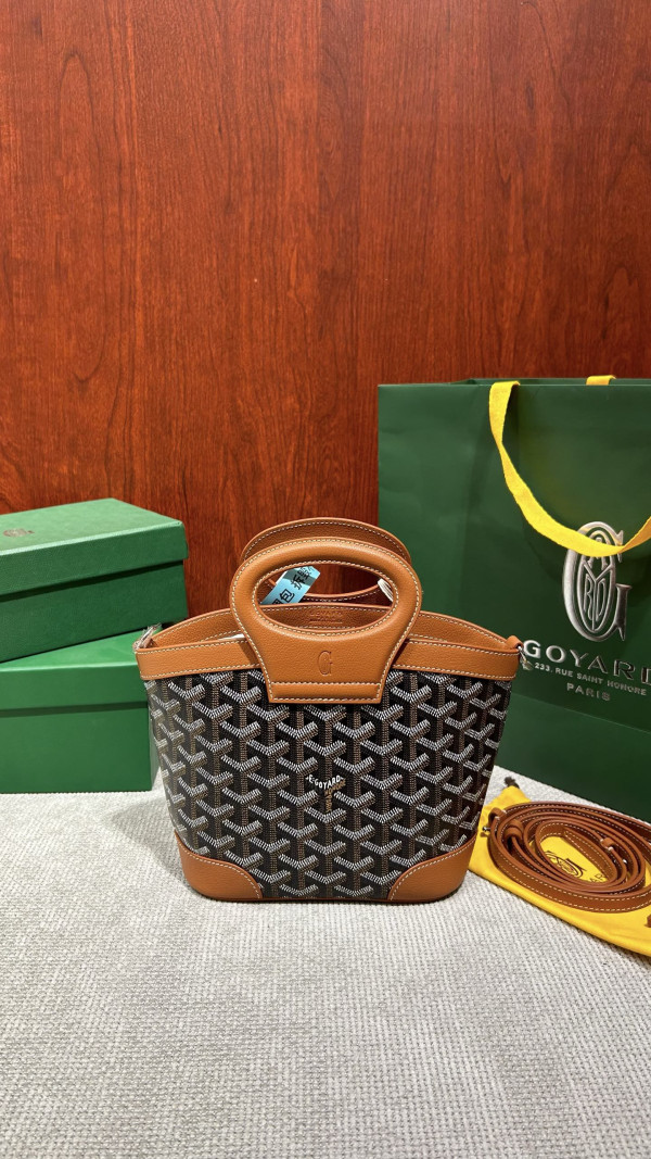 GOYARD BELUGA - 23×18.5×8cm (image for) GOYARD BELUGA - 23×18.5×8cm
