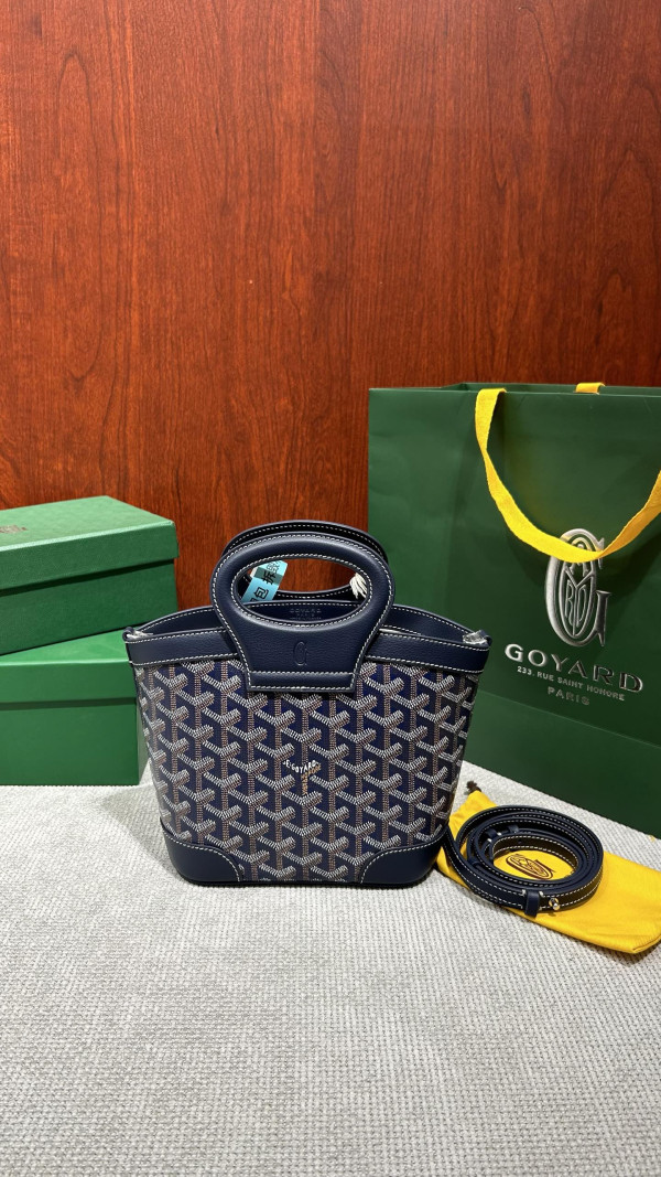 GOYARD BELUGA - 23×18.5×8cm (image for) GOYARD BELUGA - 23×18.5×8cm