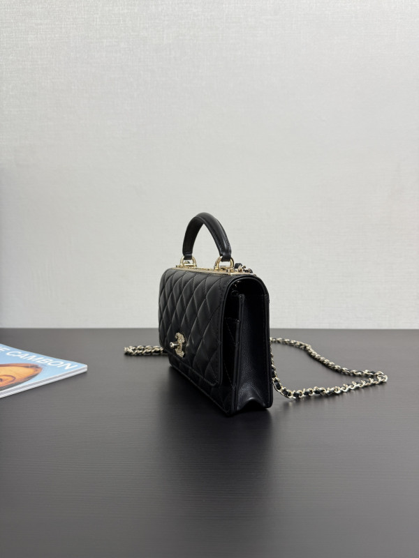 CL trendy CC -18CM [C21MJ-085346] CELINE CHANEL ACCESSORIES LOEWE SHOES LOUIS VUITTON DIRO YSL OTHER BRAND HANDBAGS BALENCIAGA BOTTEGA VENETA GOYARD HERMES BURBERRY VALENTINO GUCCI FENDI MIUMIU CHLOE PRADA BVLGARI SUITCASE NEW ARRIVAL 