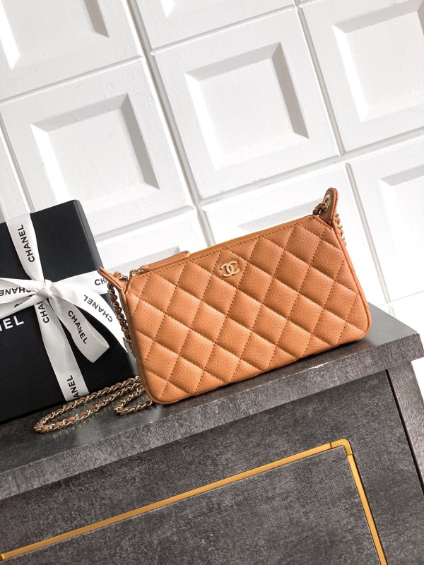 CL Quilted Small Clutch With Chian - 12x21x5.5CM [C21MJ-084754] CELINE CHANEL ACCESSORIES LOEWE SHOES LOUIS VUITTON DIRO YSL OTHER BRAND HANDBAGS BALENCIAGA BOTTEGA VENETA GOYARD HERMES BURBERRY VALENTINO GUCCI FENDI MIUMIU CHLOE PRADA BVLGARI SUITCASE NEW ARRIVAL 