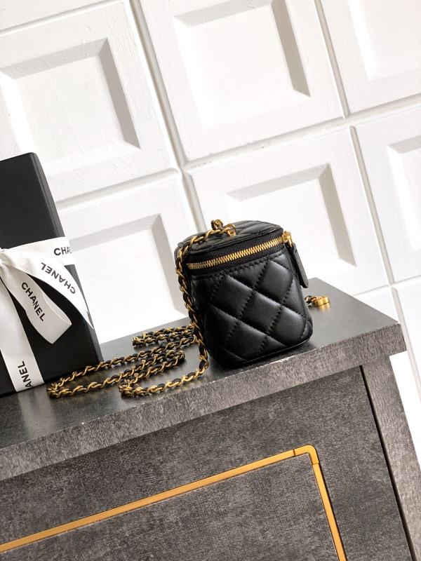 CL VANITY CASE - 11*8.5*7CM [C21MJ-083955] CELINE CHANEL ACCESSORIES LOEWE SHOES LOUIS VUITTON DIRO YSL OTHER BRAND HANDBAGS BALENCIAGA BOTTEGA VENETA GOYARD HERMES BURBERRY VALENTINO GUCCI FENDI MIUMIU CHLOE PRADA BVLGARI SUITCASE NEW ARRIVAL 