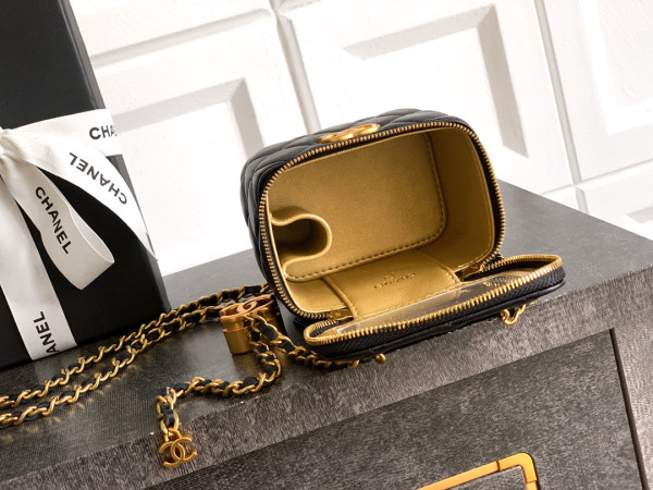CL VANITY CASE - 11*8.5*7CM [C21MJ-083955] CELINE CHANEL ACCESSORIES LOEWE SHOES LOUIS VUITTON DIRO YSL OTHER BRAND HANDBAGS BALENCIAGA BOTTEGA VENETA GOYARD HERMES BURBERRY VALENTINO GUCCI FENDI MIUMIU CHLOE PRADA BVLGARI SUITCASE NEW ARRIVAL 