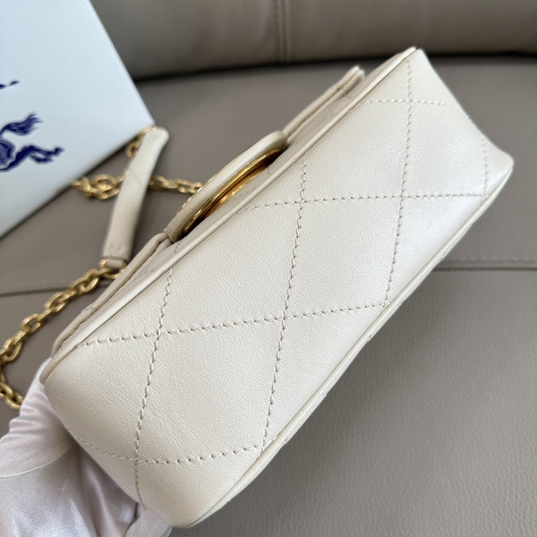 Burberry Small Strand Bag? - 20.5*7.5*16CM [C21MA-022535] CELINE CHANEL ACCESSORIES LOEWE SHOES LOUIS VUITTON DIRO YSL OTHER BRAND HANDBAGS BALENCIAGA BOTTEGA VENETA GOYARD HERMES BURBERRY VALENTINO GUCCI FENDI MIUMIU CHLOE PRADA BVLGARI SUITCASE NEW ARRIVAL 