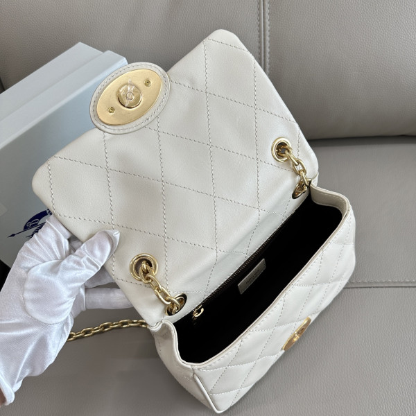 Burberry Small Strand Bag? - 20.5*7.5*16CM [C21MA-022535] CELINE CHANEL ACCESSORIES LOEWE SHOES LOUIS VUITTON DIRO YSL OTHER BRAND HANDBAGS BALENCIAGA BOTTEGA VENETA GOYARD HERMES BURBERRY VALENTINO GUCCI FENDI MIUMIU CHLOE PRADA BVLGARI SUITCASE NEW ARRIVAL 