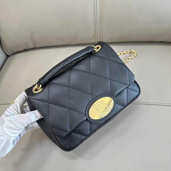 Burberry Small Strand Bag? - 20.5*7.5*16CM [C21MA-022417] CELINE CHANEL ACCESSORIES LOEWE SHOES LOUIS VUITTON DIRO YSL OTHER BRAND HANDBAGS BALENCIAGA BOTTEGA VENETA GOYARD HERMES BURBERRY VALENTINO GUCCI FENDI MIUMIU CHLOE PRADA BVLGARI SUITCASE NEW ARRIVAL 