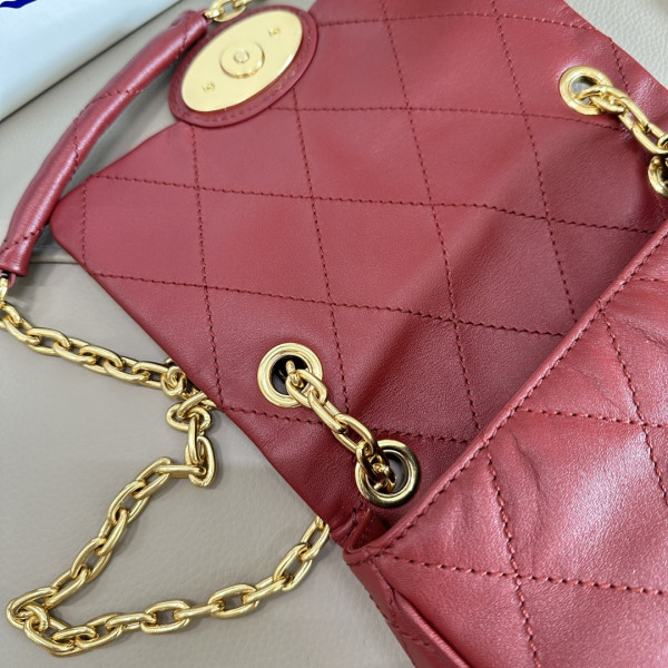Burberry Small Strand Bag? - 20.5*7.5*16CM [C21MA-022229] CELINE CHANEL ACCESSORIES LOEWE SHOES LOUIS VUITTON DIRO YSL OTHER BRAND HANDBAGS BALENCIAGA BOTTEGA VENETA GOYARD HERMES BURBERRY VALENTINO GUCCI FENDI MIUMIU CHLOE PRADA BVLGARI SUITCASE NEW ARRIVAL 