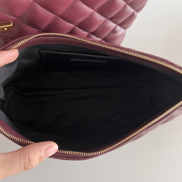 YSL ICARE MAXI SHOPPING BAG [C21MA-015131] CELINE CHANEL ACCESSORIES LOEWE SHOES LOUIS VUITTON DIRO YSL OTHER BRAND HANDBAGS BALENCIAGA BOTTEGA VENETA GOYARD HERMES BURBERRY VALENTINO GUCCI FENDI MIUMIU CHLOE PRADA BVLGARI SUITCASE NEW ARRIVAL 