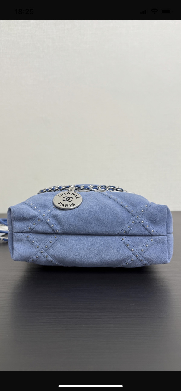 CL 22 MINI HANDBAG -23*18.5*6CM [C21KA-091621] CELINE CHANEL ACCESSORIES LOEWE SHOES LOUIS VUITTON DIRO YSL OTHER BRAND HANDBAGS BALENCIAGA BOTTEGA VENETA GOYARD HERMES BURBERRY VALENTINO GUCCI FENDI MIUMIU CHLOE PRADA BVLGARI SUITCASE NEW ARRIVAL 
