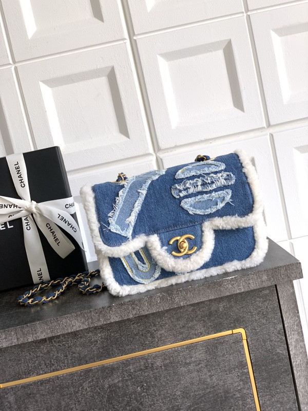 CL FLAP BAG - 20CM [C21KA-075848] CELINE CHANEL ACCESSORIES LOEWE SHOES LOUIS VUITTON DIRO YSL OTHER BRAND HANDBAGS BALENCIAGA BOTTEGA VENETA GOYARD HERMES BURBERRY VALENTINO GUCCI FENDI MIUMIU CHLOE PRADA BVLGARI SUITCASE NEW ARRIVAL 