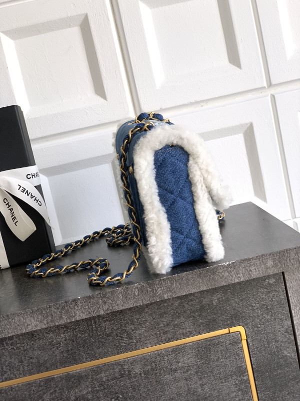 CL FLAP BAG - 20CM [C21KA-075848] CELINE CHANEL ACCESSORIES LOEWE SHOES LOUIS VUITTON DIRO YSL OTHER BRAND HANDBAGS BALENCIAGA BOTTEGA VENETA GOYARD HERMES BURBERRY VALENTINO GUCCI FENDI MIUMIU CHLOE PRADA BVLGARI SUITCASE NEW ARRIVAL 