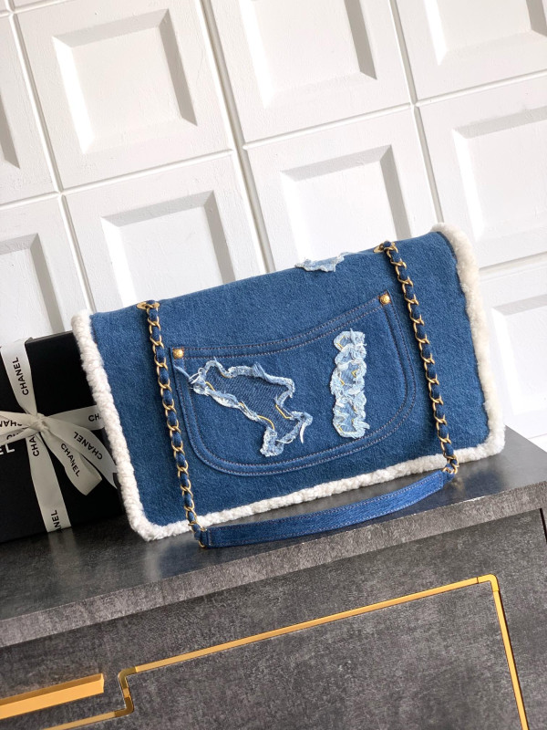 CL FLAP BAG - 36CM [C21KA-075600] CELINE CHANEL ACCESSORIES LOEWE SHOES LOUIS VUITTON DIRO YSL OTHER BRAND HANDBAGS BALENCIAGA BOTTEGA VENETA GOYARD HERMES BURBERRY VALENTINO GUCCI FENDI MIUMIU CHLOE PRADA BVLGARI SUITCASE NEW ARRIVAL 