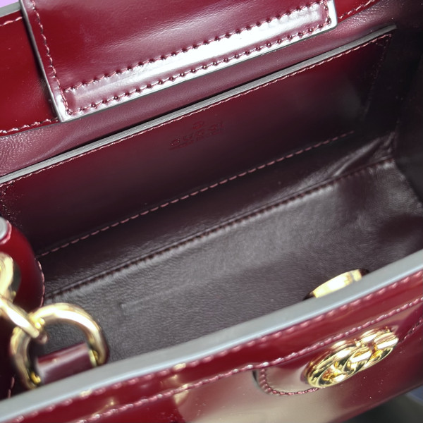 Gucci Diana small tote bag - 20*16*10CM [832936安可拉红] CELINE CHANEL ACCESSORIES LOEWE SHOES LOUIS VUITTON DIRO YSL OTHER BRAND HANDBAGS BALENCIAGA BOTTEGA VENETA GOYARD HERMES BURBERRY VALENTINO GUCCI FENDI MIUMIU CHLOE PRADA BVLGARI SUITCASE NEW ARRIVAL 