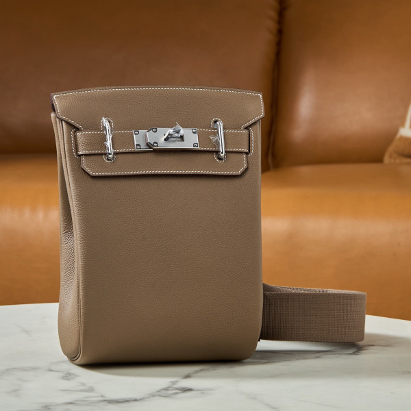 Hermes Has a Dos PM Backpack Togo Leather [20250728] CELINE CHANEL ACCESSORIES LOEWE SHOES LOUIS VUITTON DIRO YSL OTHER BRAND HANDBAGS BALENCIAGA BOTTEGA VENETA GOYARD HERMES BURBERRY VALENTINO GUCCI FENDI MIUMIU CHLOE PRADA BVLGARI SUITCASE NEW ARRIVAL 